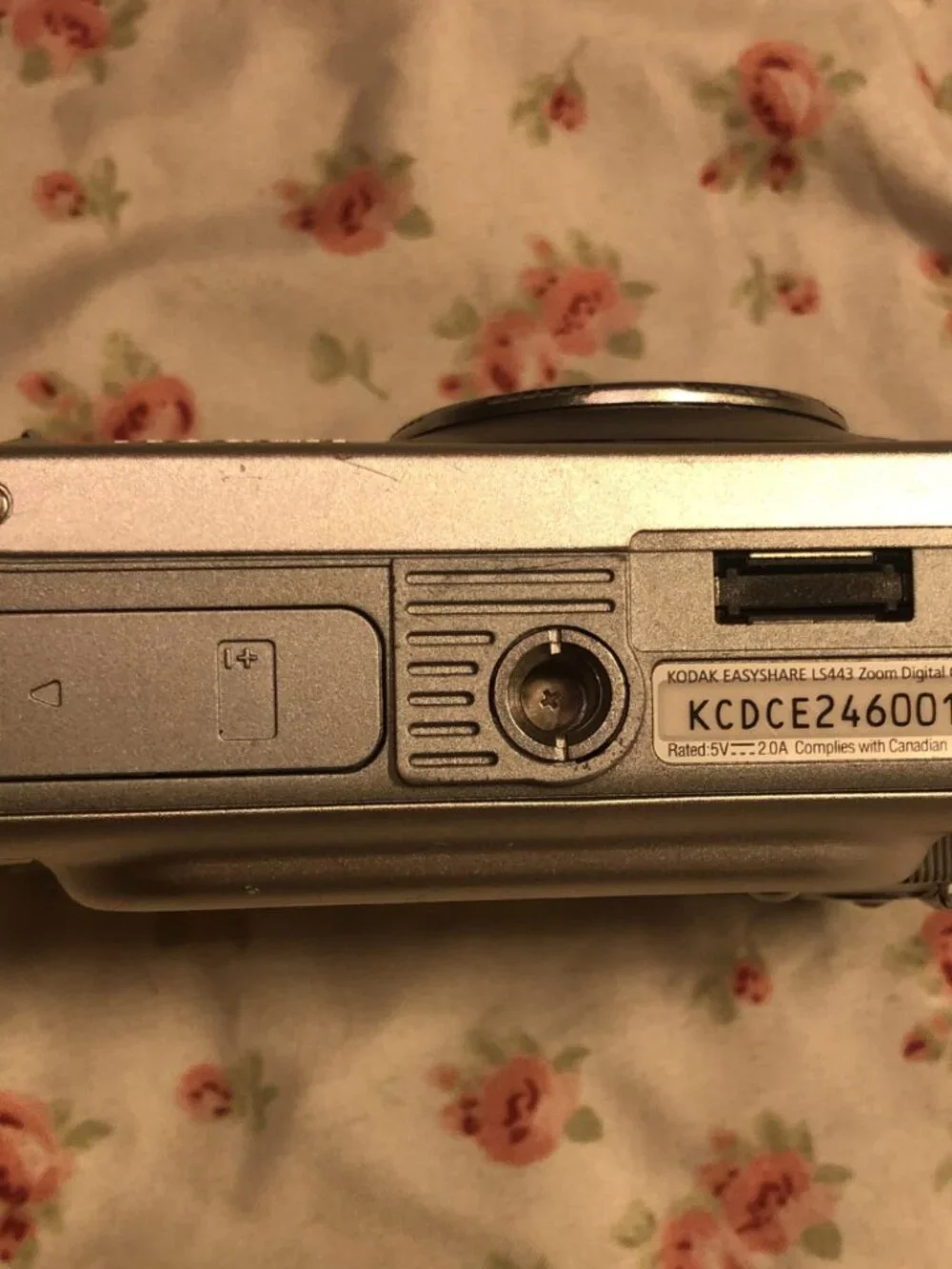 kodak vintage y2k digital camera easyshare